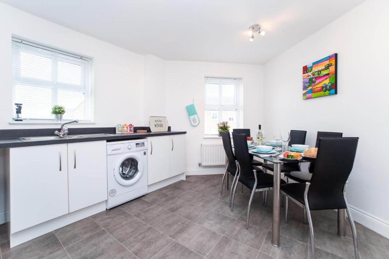 Spacious 2 Bedroom Apartment Newcastle/ゲーツヘッド エクステリア 写真