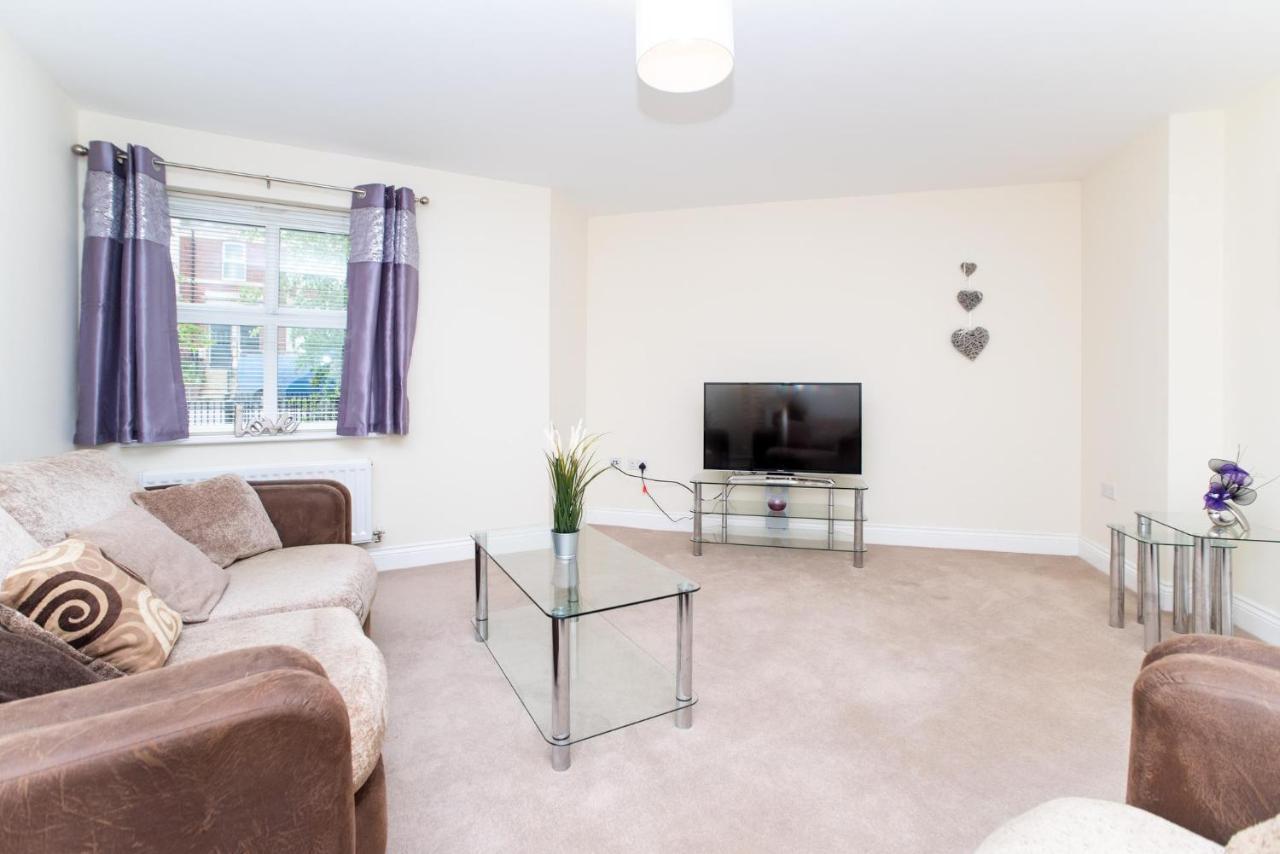 Spacious 2 Bedroom Apartment Newcastle/ゲーツヘッド エクステリア 写真