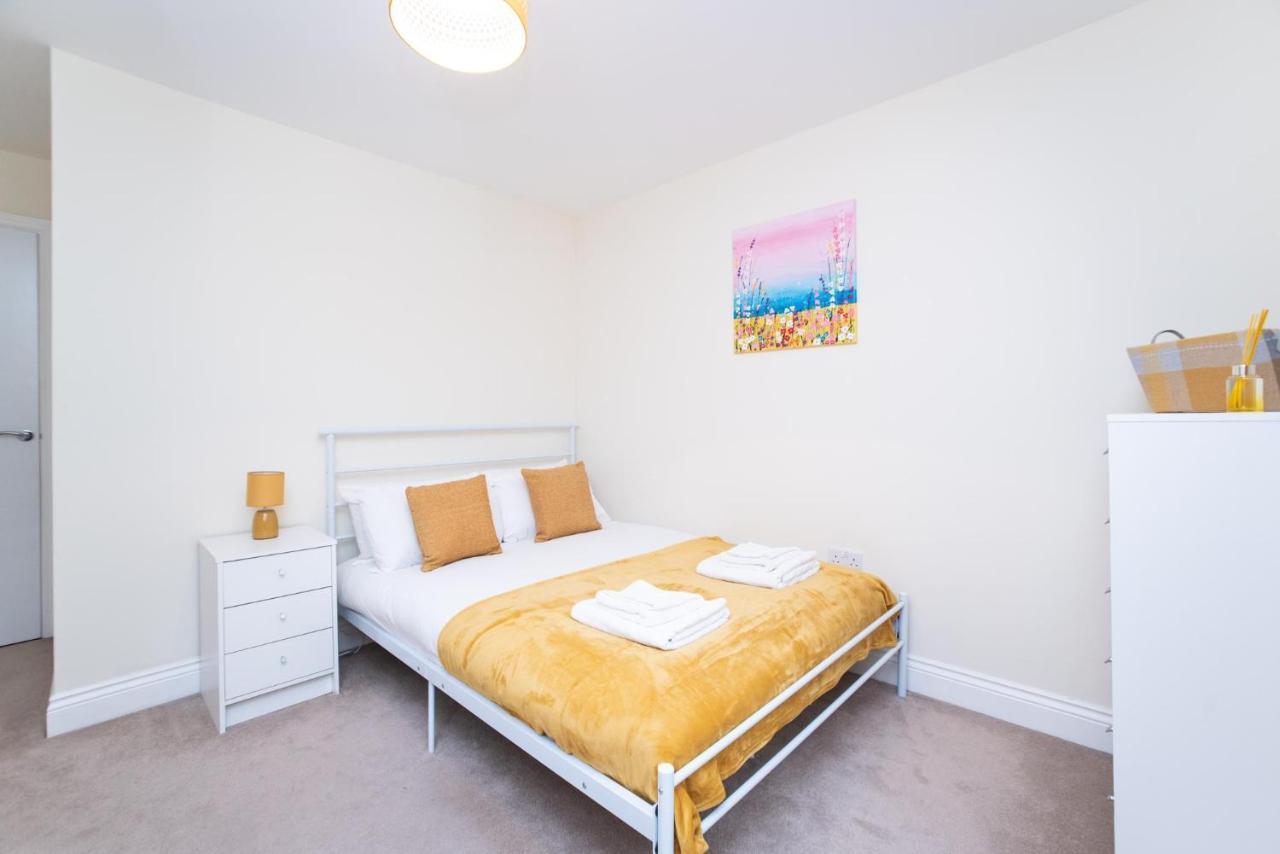Spacious 2 Bedroom Apartment Newcastle/ゲーツヘッド エクステリア 写真
